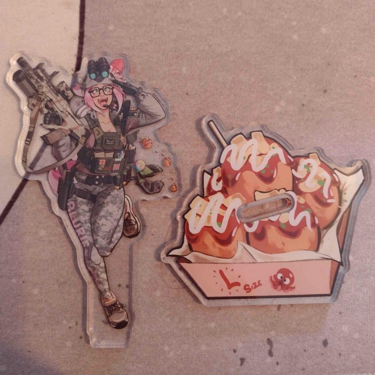 Blurie acrylic stand